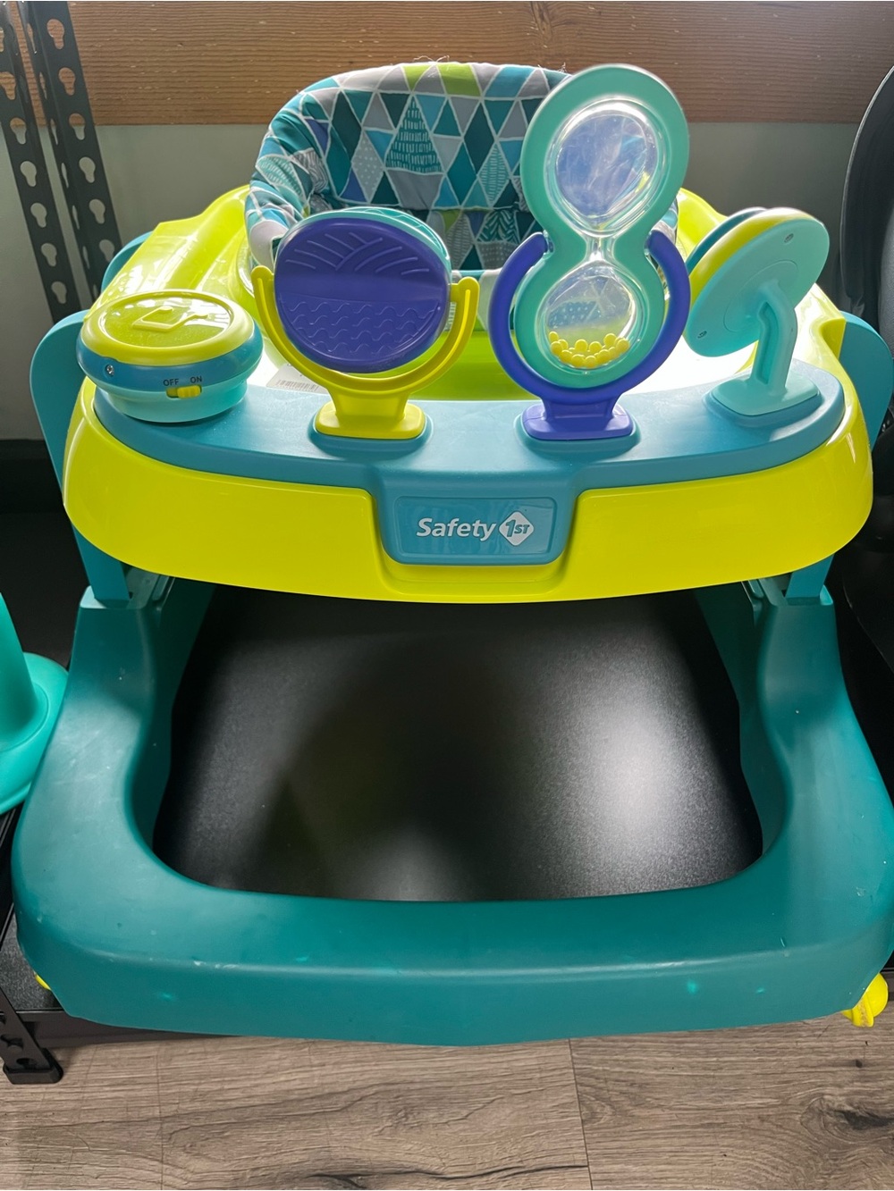 Safety 1st Ready, Set, Walk! DX Developmental Baby Walker